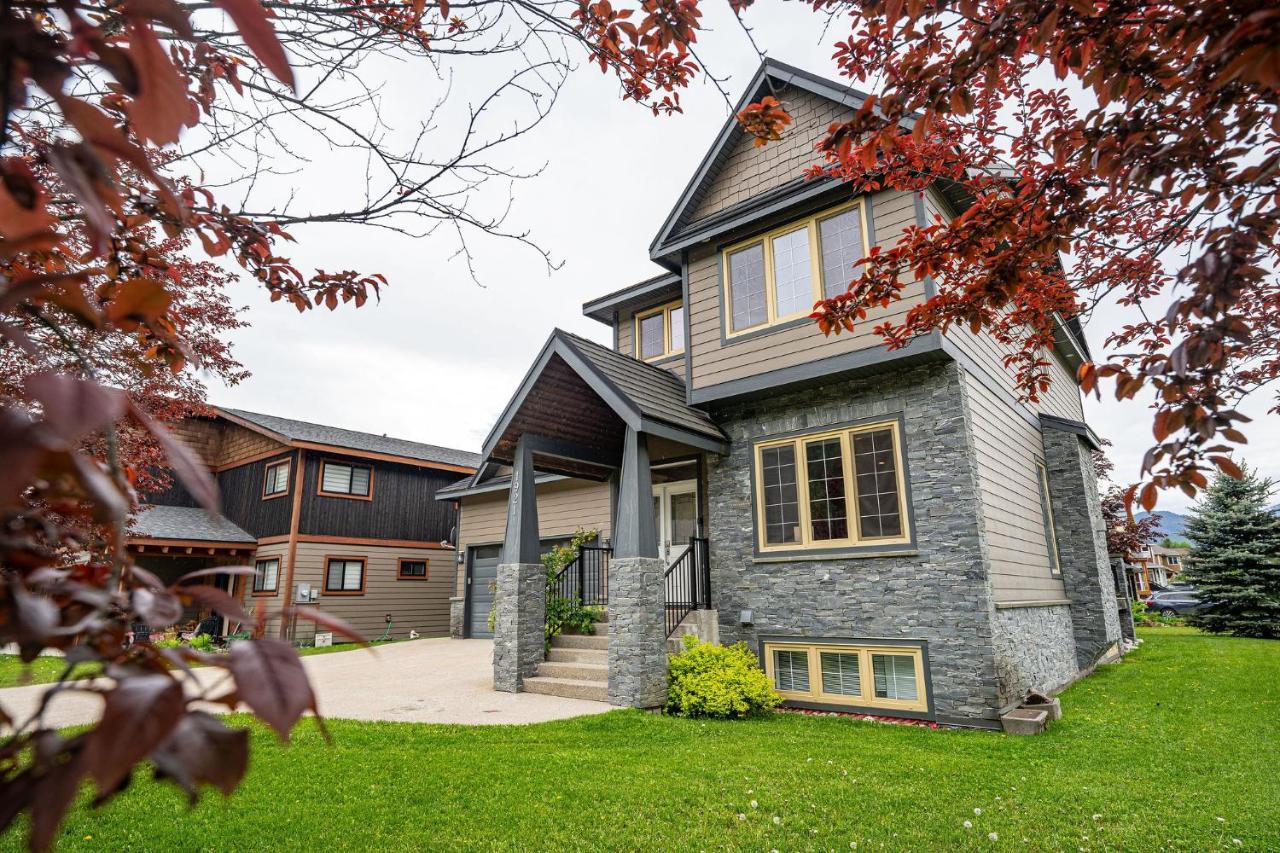 Aspen Lodge By Revelstoke Vacations Exterior foto